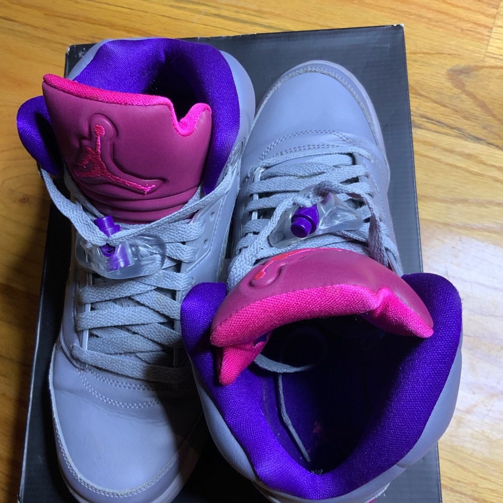 Sneakers - Picture 3 of 3